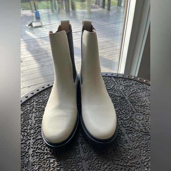 🖤MADEWELL WYCKOFF CHELSEA LUG SOLE LEATHER BOOTS PALE PARCHMENT 8 - Picture 9 of 12